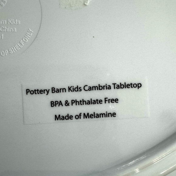 Pottery Barn White Plates•Set of 4•with division•BPA free•like new• EUC - Picture 3 of 3